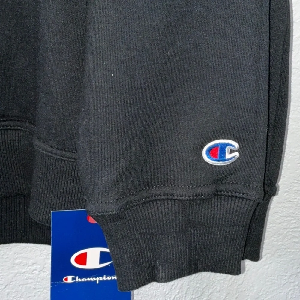 Champion Men's Black Crewneck Sweater